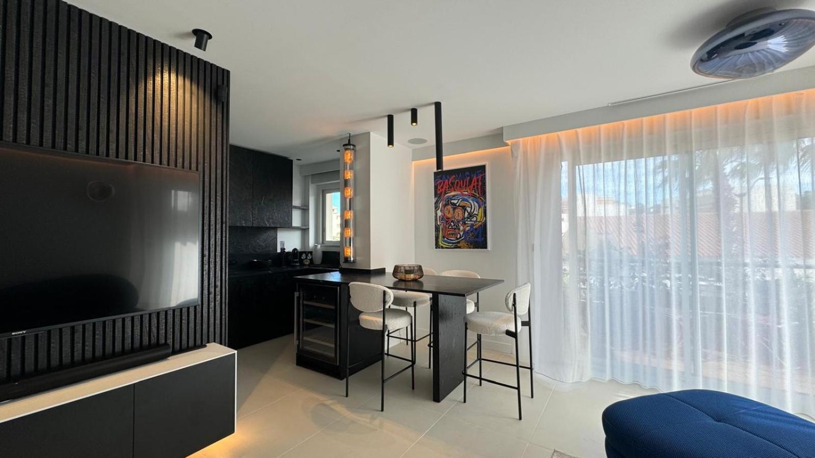 Appartement Luxueux Plein Centre De Cavalaire A 2Mn De La Plage Zewnętrze zdjęcie