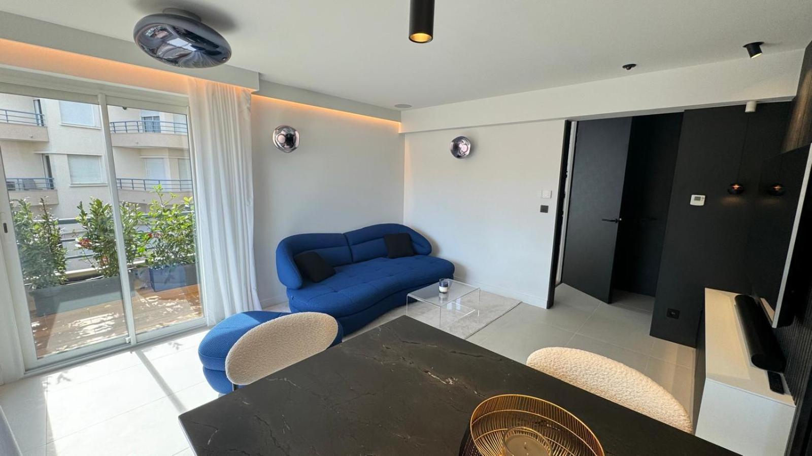 Appartement Luxueux Plein Centre De Cavalaire A 2Mn De La Plage Zewnętrze zdjęcie